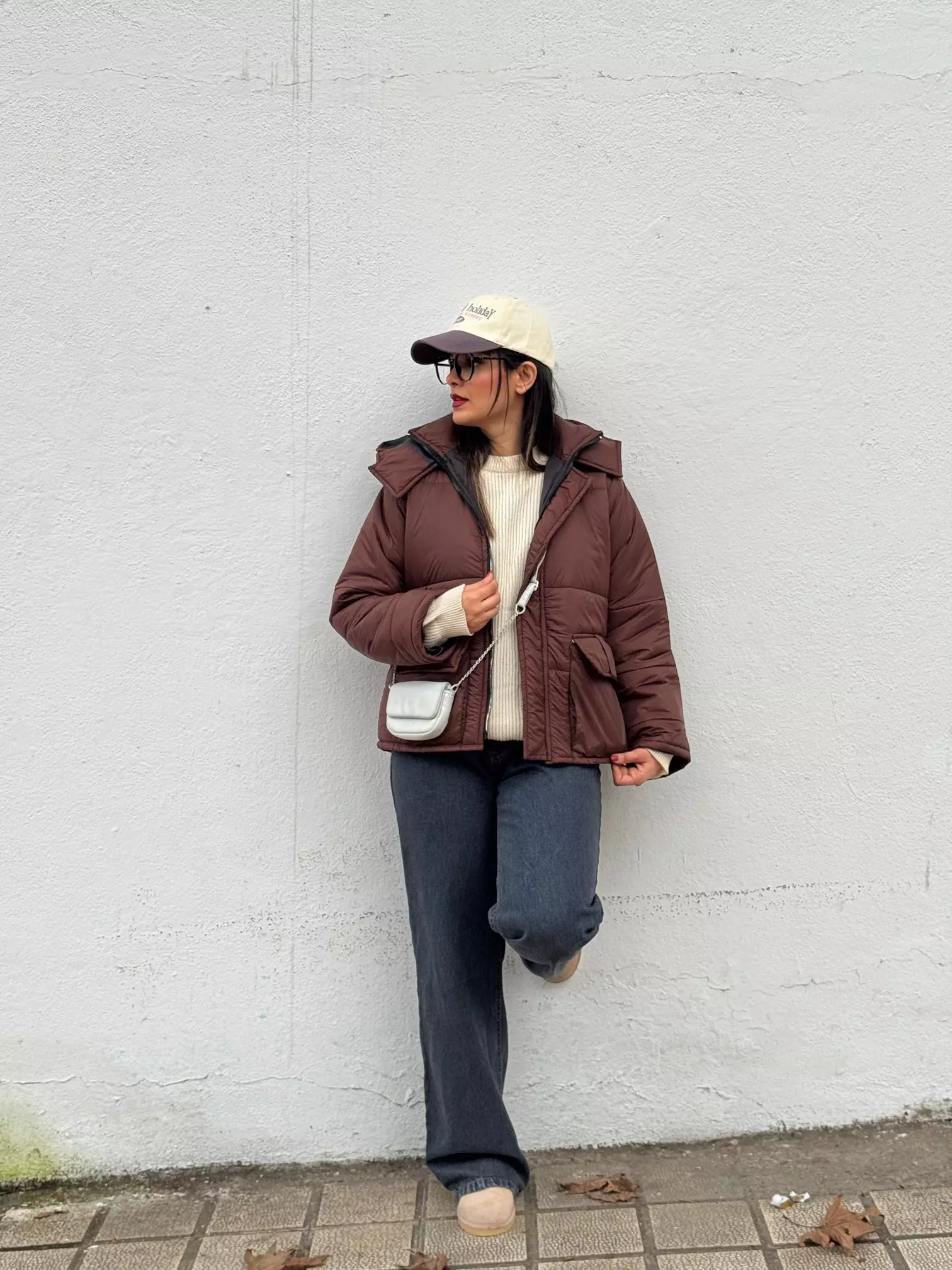 کاپشن کلاهدار کامیلا